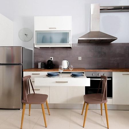 Twin Lofts Ταξιαρχών, A Kalamatastay Property Екстериор снимка